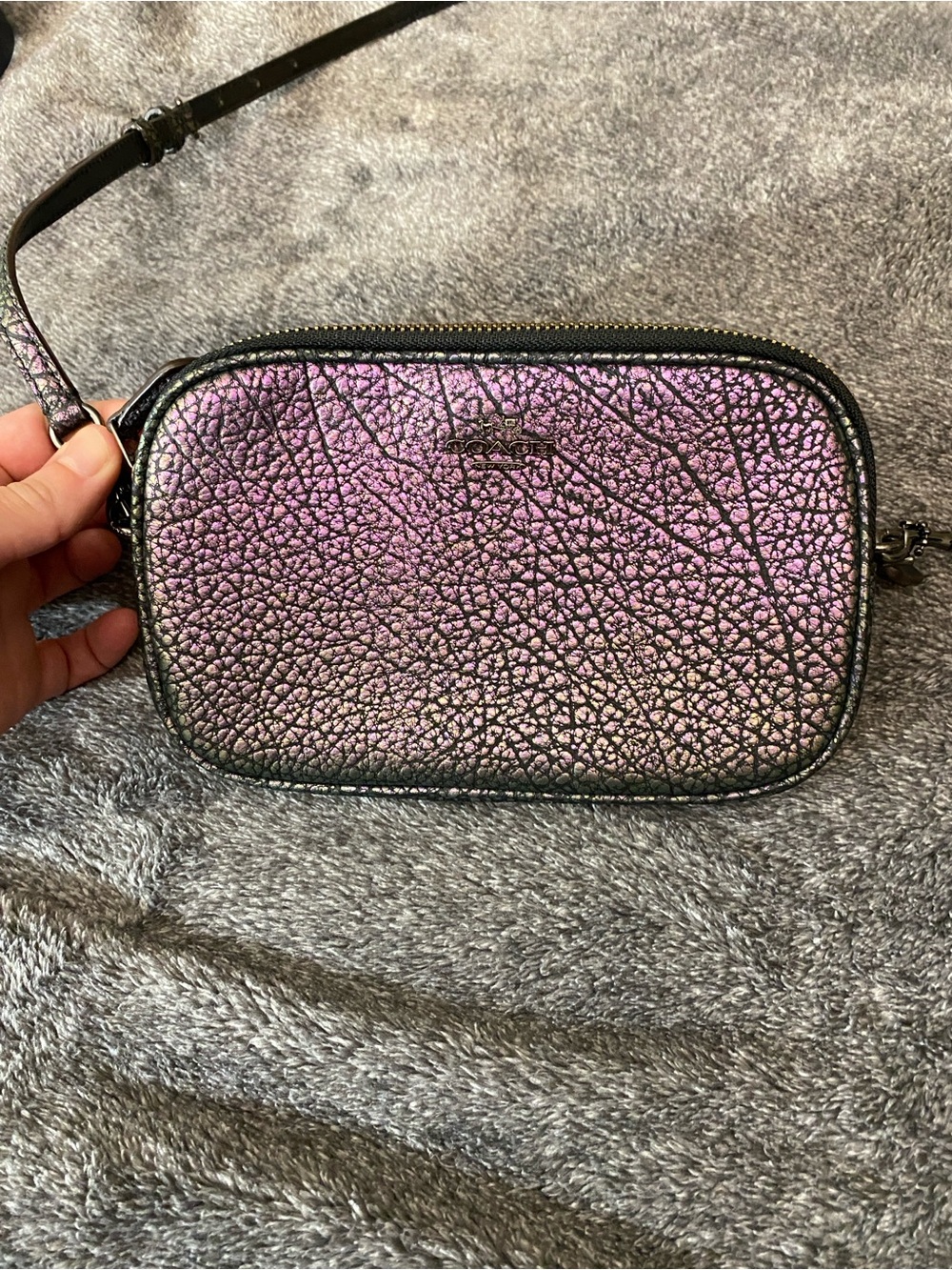 Coach metallic oil slick hologram iridescent crossbody bag. - Picture 2 of 10
